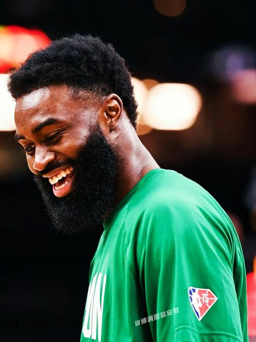 棒球与社交媒体运营：球员个人TikTok如何转化为商业溢价