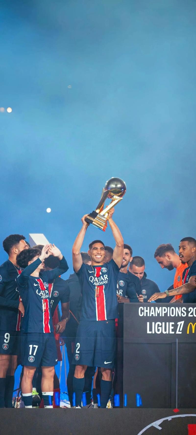 德天空：多特正在密切关注鲍勃