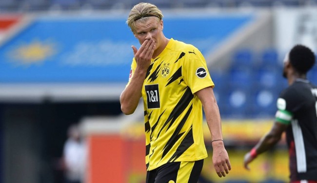 辽篮双子星力挺杨鸣，展现球队团结一心，每个人都愿为辽宁男篮贡献力量