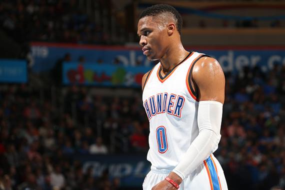 球员任意球助攻被评为赛季最佳配合