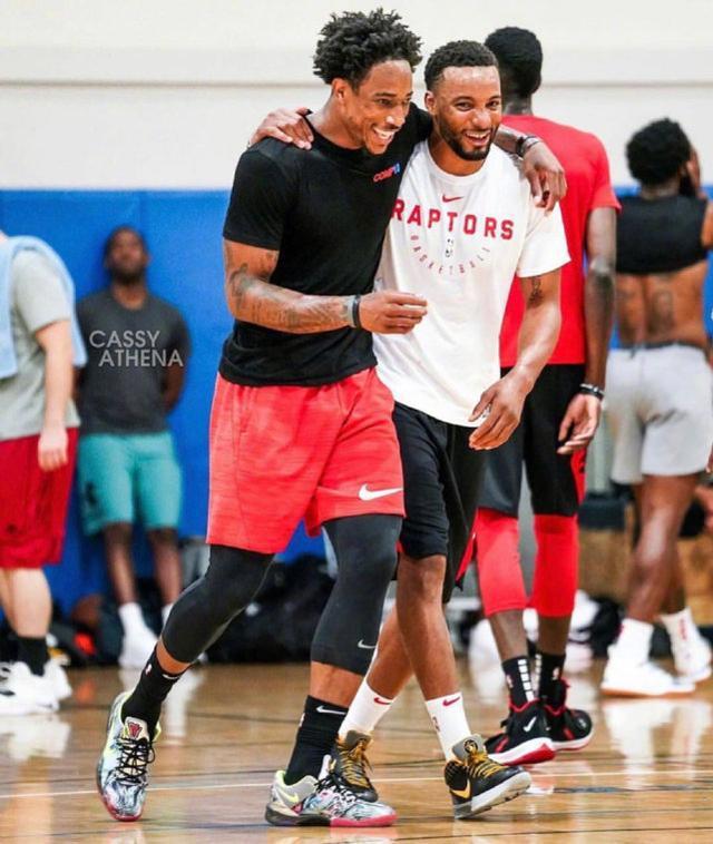 霍伊伦：我喜欢压迫和背对球门；进球美妙但功劳要和球队分享