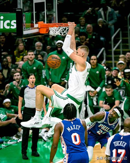 被东契奇吐槽太滑！队记：湖人今天将不会使用NBA杯专用地板